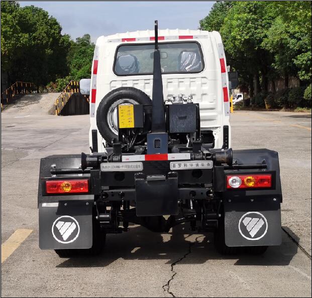 普羅科牌BJ5033ZXXE6-P1車廂可卸式垃圾車公告圖片