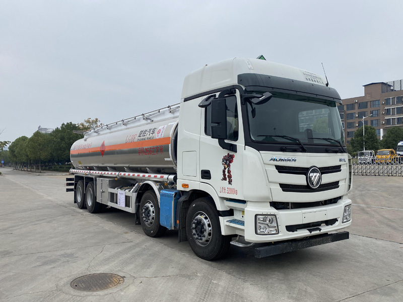 楚勝牌CSC5329GRYLB6鋁合金易燃液體罐式運(yùn)輸車公告圖片