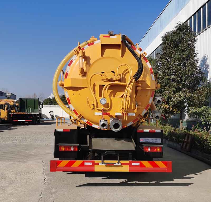 榮駿達牌HHX5181GQWD6清洗吸污車公告圖片