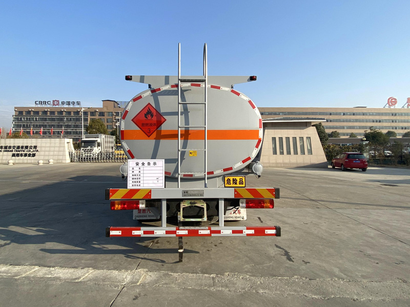 楚勝牌CSC5260GYYC6A運(yùn)油車公告圖片