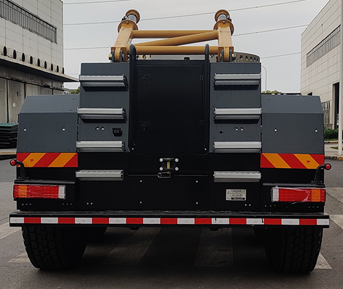 三一牌SYM5826JQZ2400T全地面起重機(jī)公告圖片