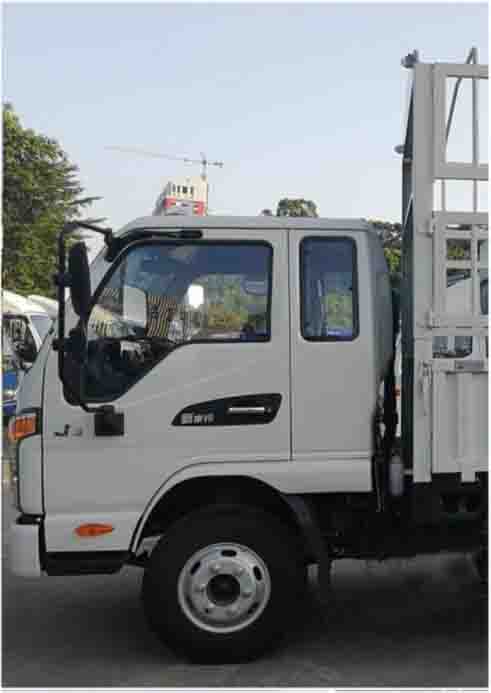 江淮牌HFC5041CCYP23K1C1S倉(cāng)柵式運(yùn)輸車(chē)公告圖片