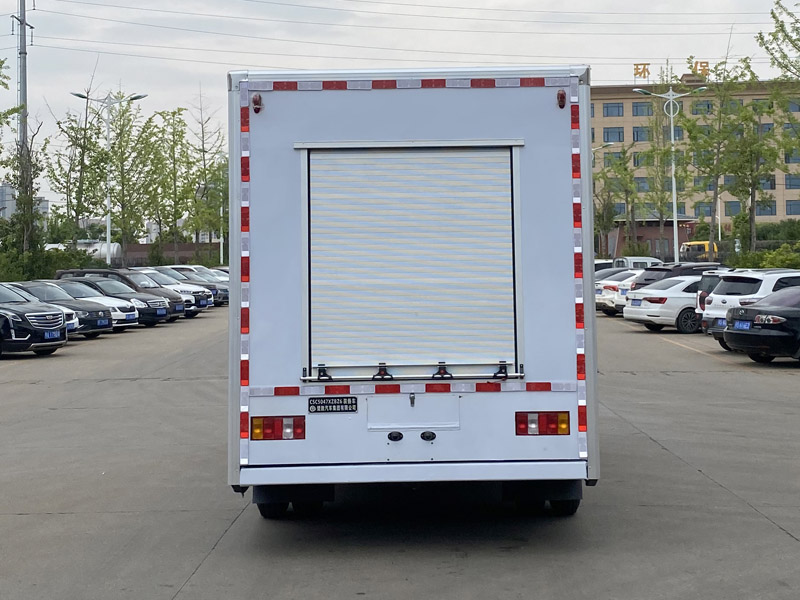 楚勝牌CSC5047XZBZ6裝備車公告圖片