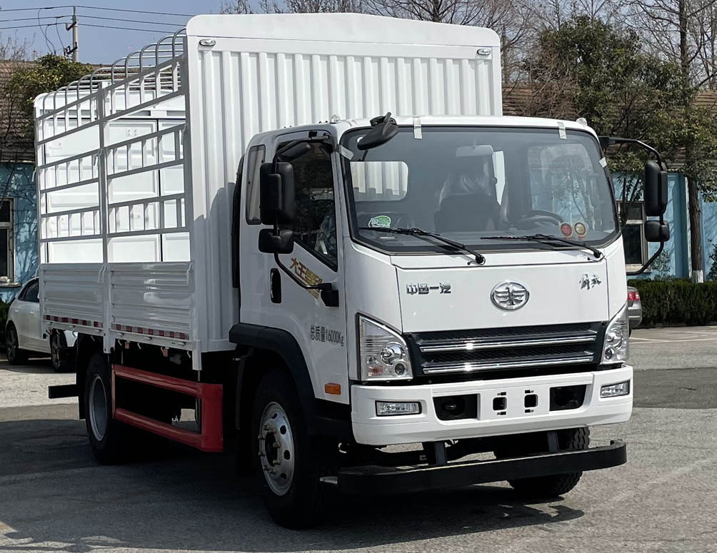 解放牌CA5161CCYP40K62L3E6A85倉(cāng)柵式運(yùn)輸車公告圖片