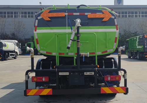 宇通牌YTZ5180GQXD1FCEV燃料電池清洗車公告圖片