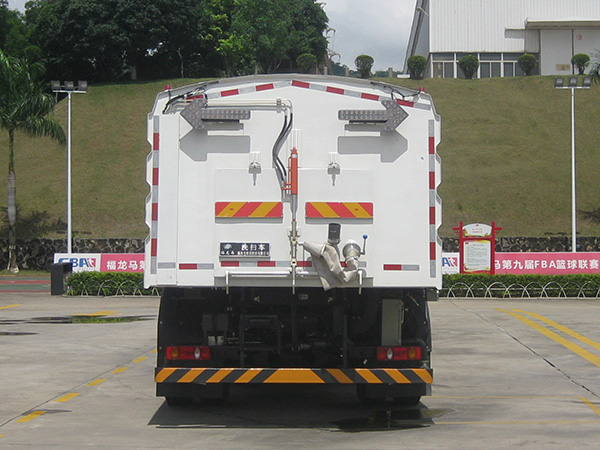 福龍馬牌FLM5183TXSDF6S洗掃車(chē)公告圖片