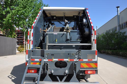 華美牌LHM5251TCJ61測(cè)井車公告圖片