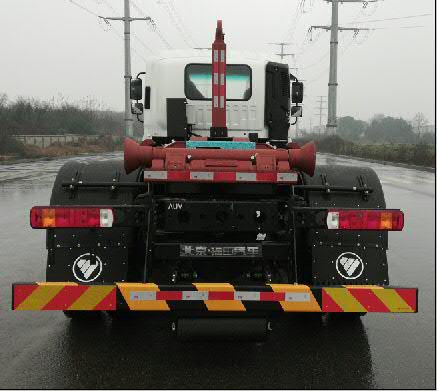 福田牌BJ5182ZXXE6-H1車廂可卸式垃圾車公告圖片