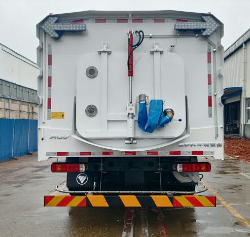 普羅科牌BJ5183TXSNG-P1洗掃車公告圖片