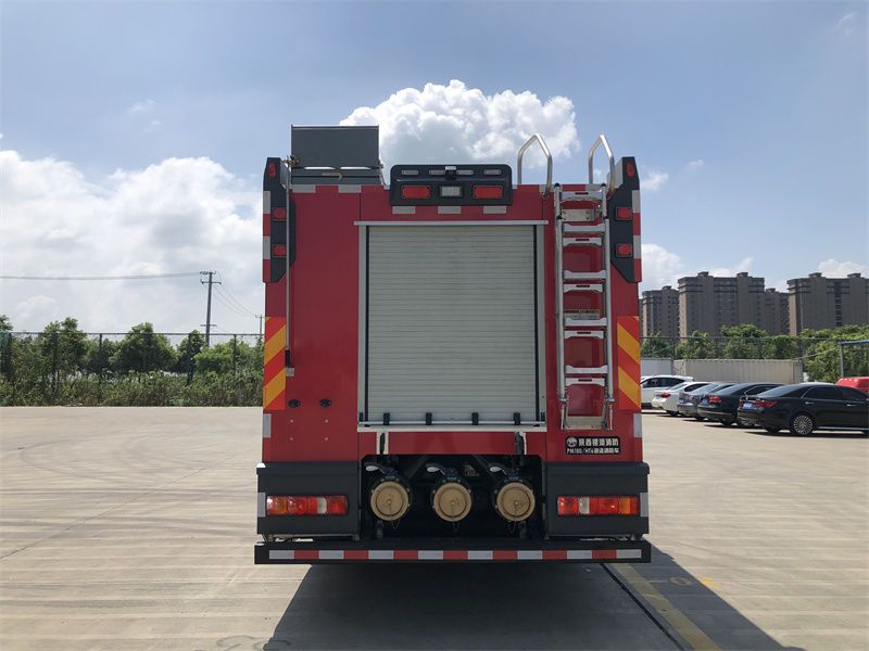 銀河牌BX5370GXFPM180/HT6泡沫消防車(chē)公告圖片