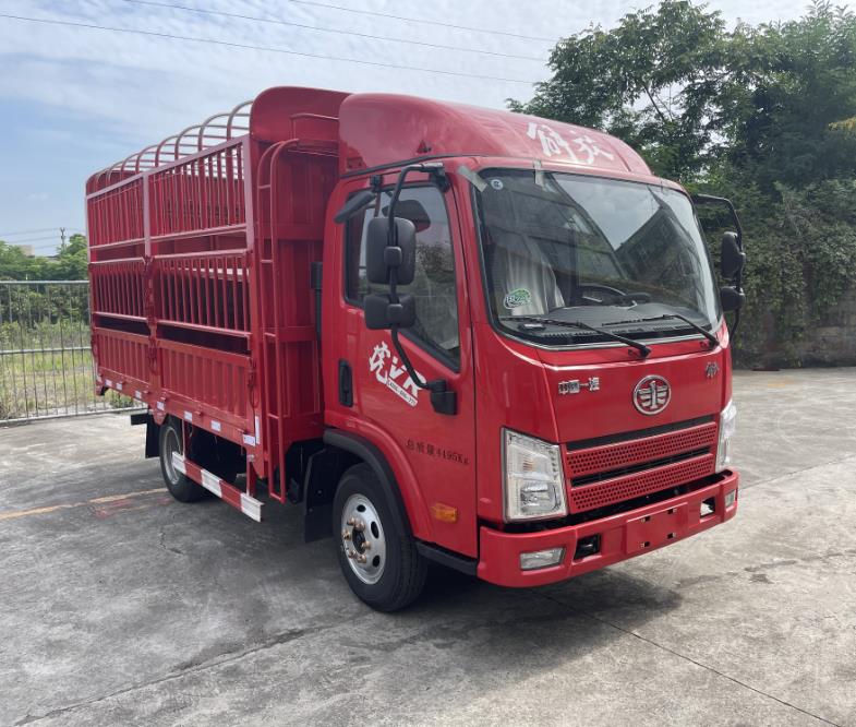 解放牌CA5043CCYP40K50L1E6A84倉柵式運(yùn)輸車公告圖片