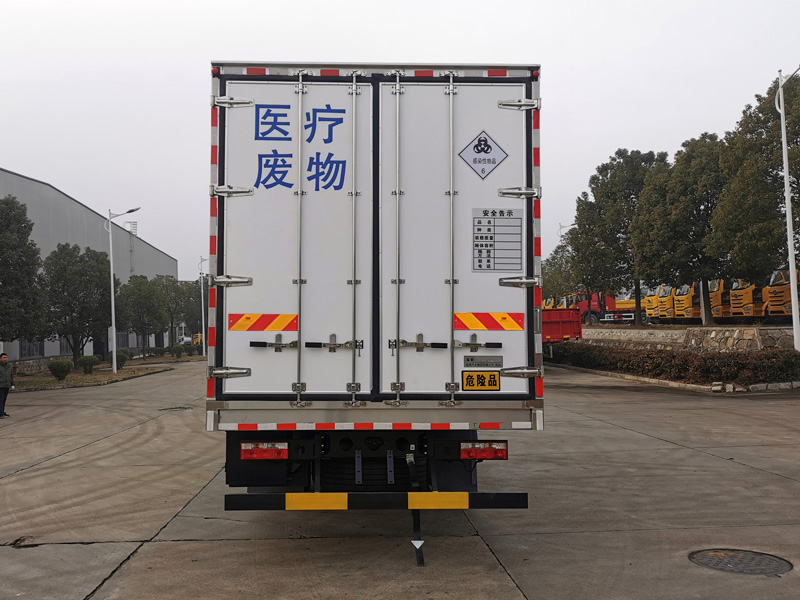 楚勝牌CSC5185XYY6醫(yī)療廢物轉(zhuǎn)運(yùn)車公告圖片