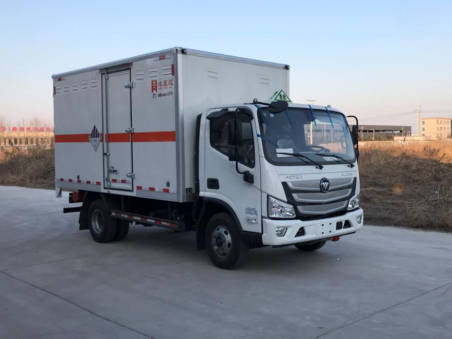 鴻星達(dá)牌SJR5080XZW-6雜項(xiàng)危險(xiǎn)物品廂式運(yùn)輸車公告圖片