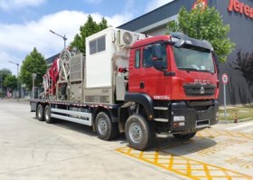 JR5362TLG连续油管作业车图片