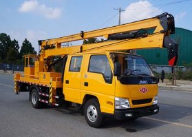 高空作业车