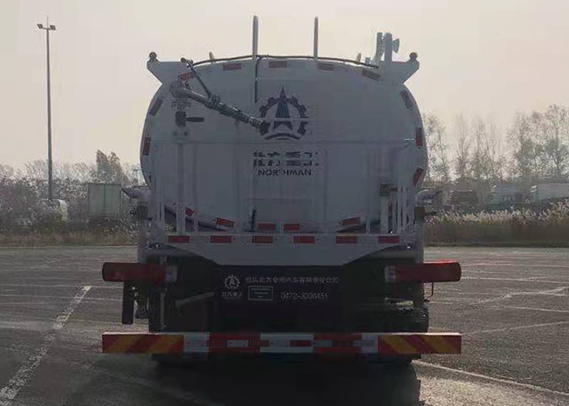 北方重工牌BZ5257GSS洒水车公告图片