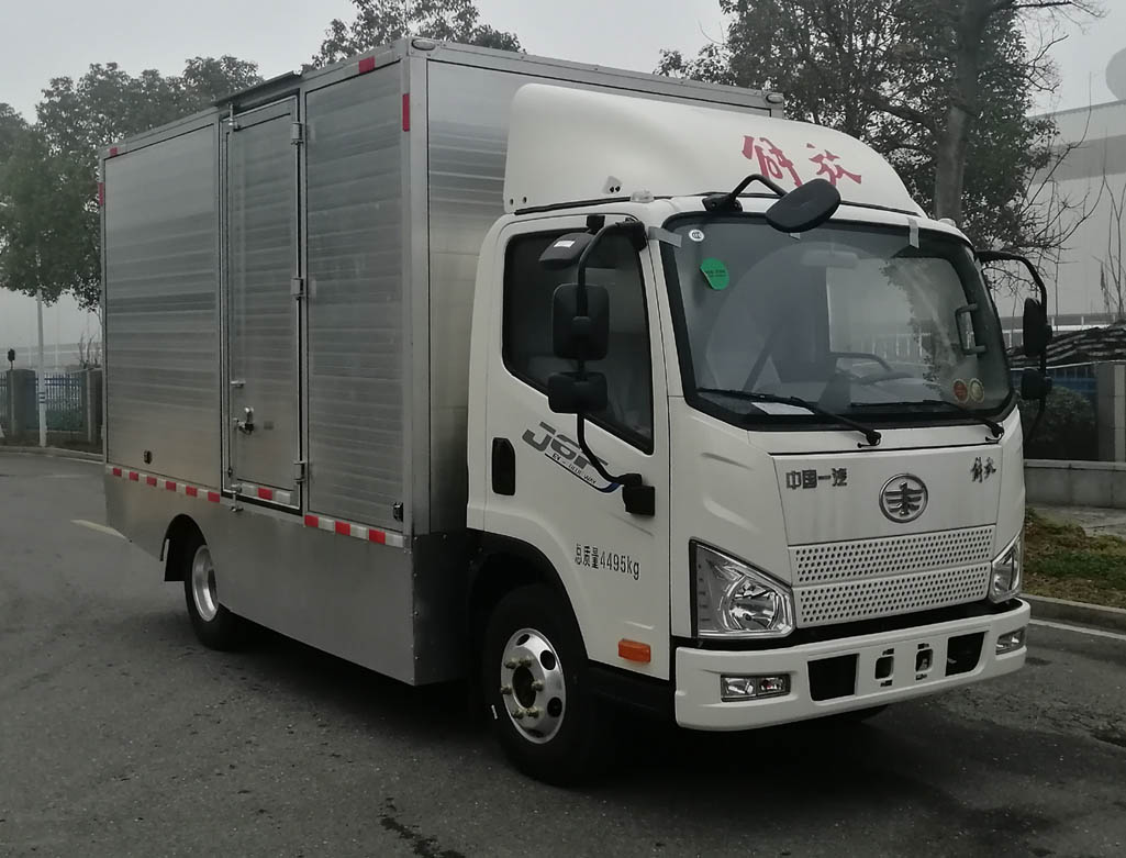 解放牌CA5041XXYP40L3BEVA84純電動廂式運(yùn)輸車公告圖片