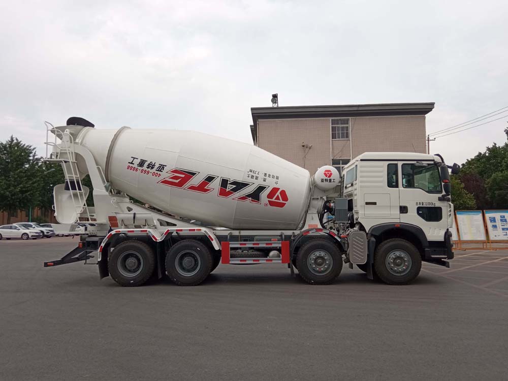亞特重工牌TZ5317GJBTXDF混凝土攪拌運輸車公告圖片