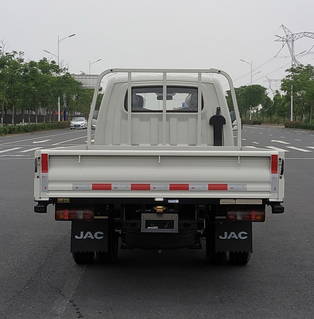 HFC1036RV3E4C1S 江淮牌131马力单桥汽油3米国六载货汽车图片