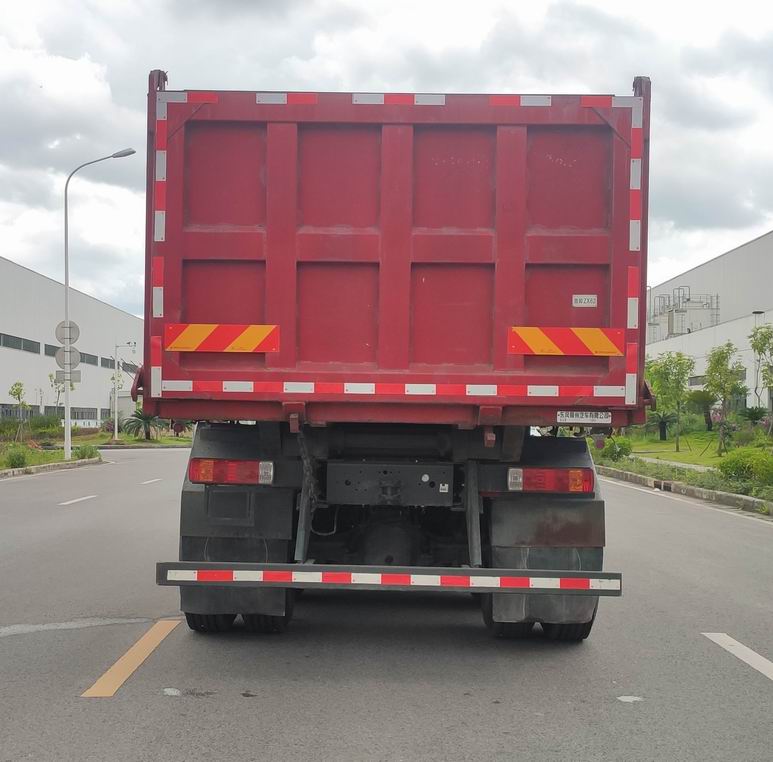 乘龍牌LZ5310ZLJH7FC3自卸式垃圾車公告圖片