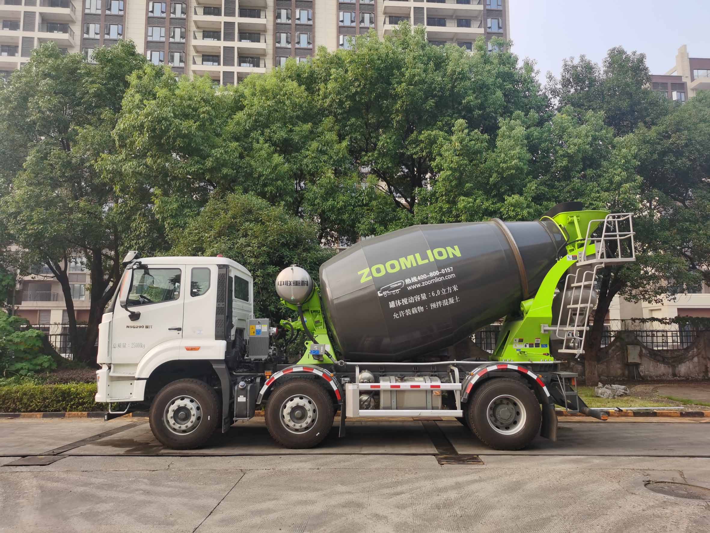 中聯(lián)牌ZLJ5256GJBHN2F混凝土攪拌運輸車公告圖片