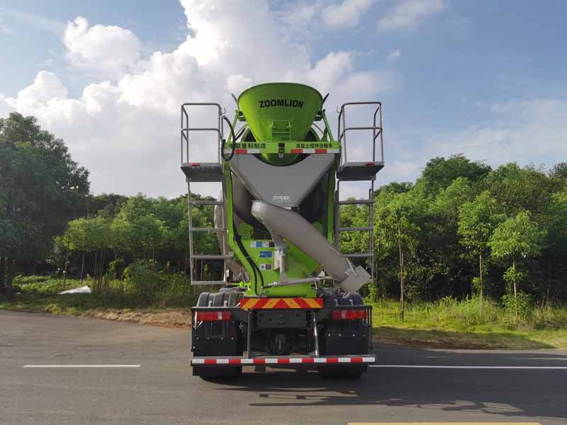 中聯(lián)牌ZLJ5256GJBHN2F混凝土攪拌運輸車公告圖片