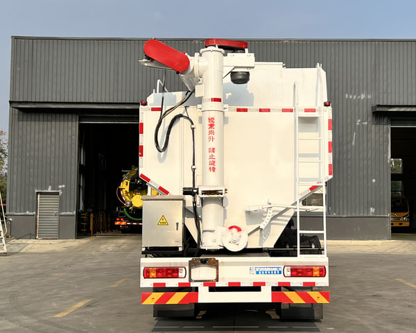 程力牌CL5252ZSL6SS散裝飼料運(yùn)輸車公告圖片