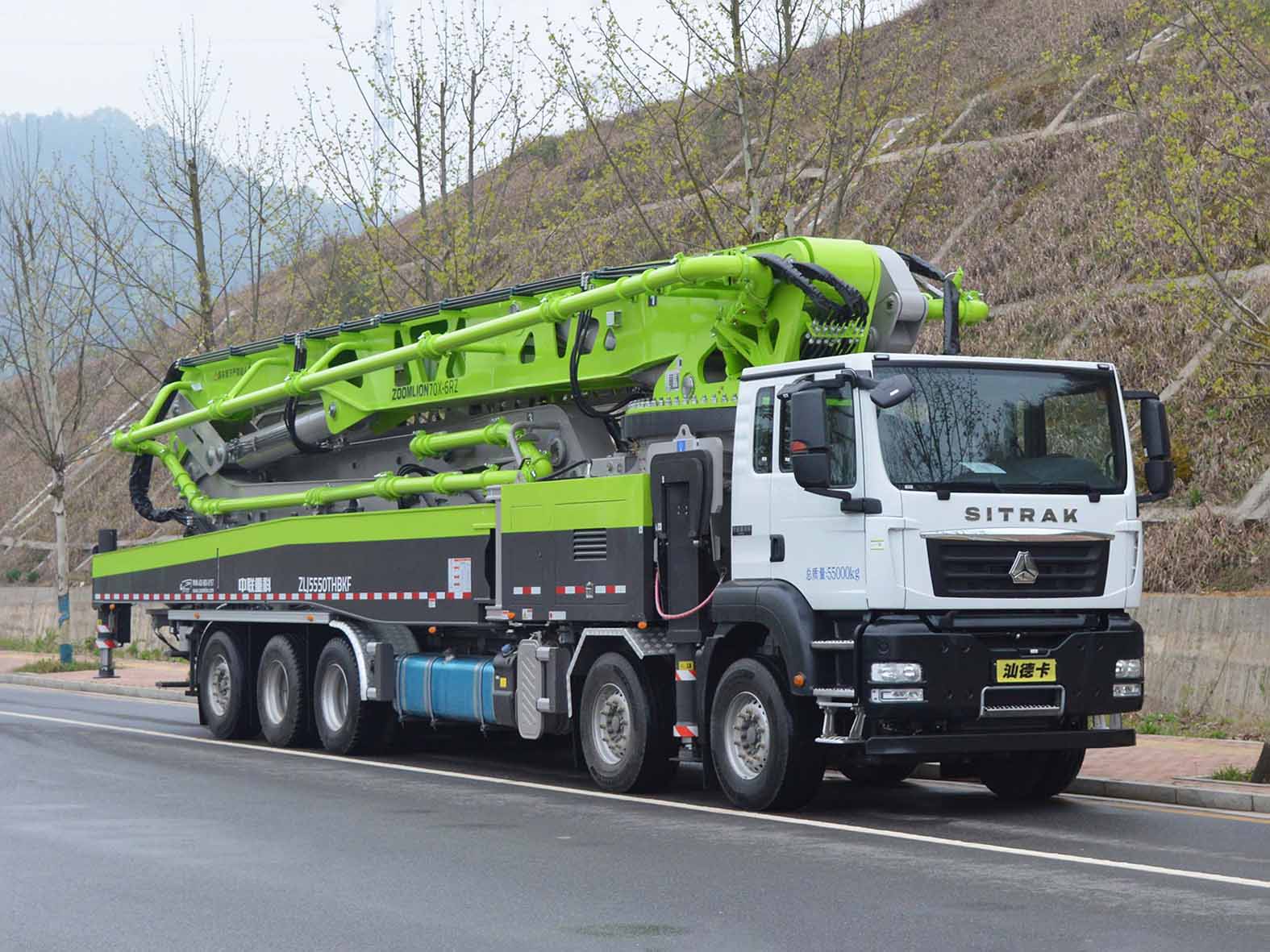 中聯(lián)牌ZLJ5550THBKF混凝土泵車(chē)公告圖片