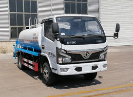 洒水车