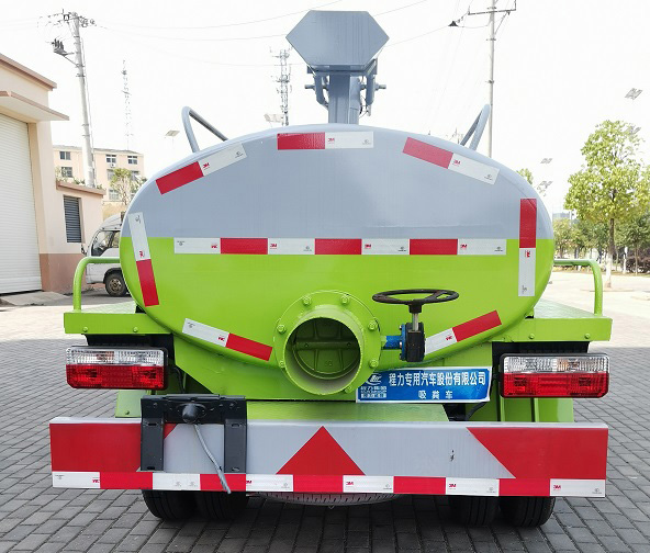 程力威牌CLW5040GXE6CY吸糞車公告圖片