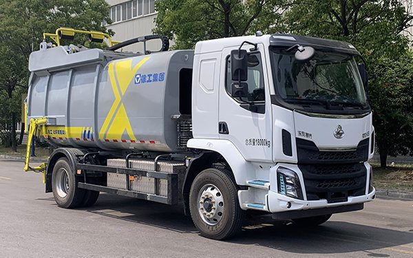 徐工牌XGH5180ZYSLBEVG純電動壓縮式垃圾車公告圖片