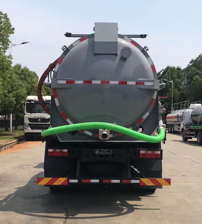 啟敬牌QHV5185GXWEQ6吸污車公告圖片