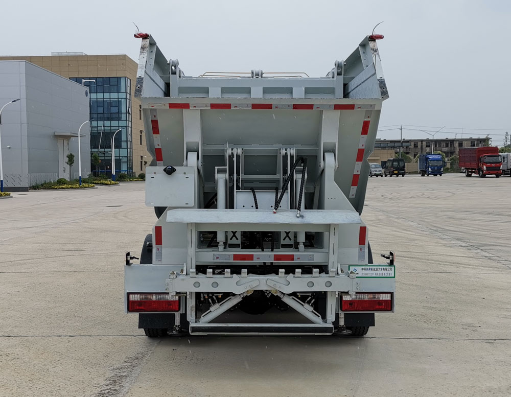 中科尚昇牌ZKS5080ZZZJEV纯电动自装卸式垃圾车公告图片