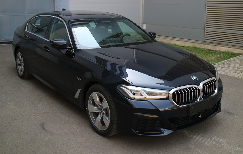 宝马牌BMW7201LMHEV插电式混合动力轿车图片