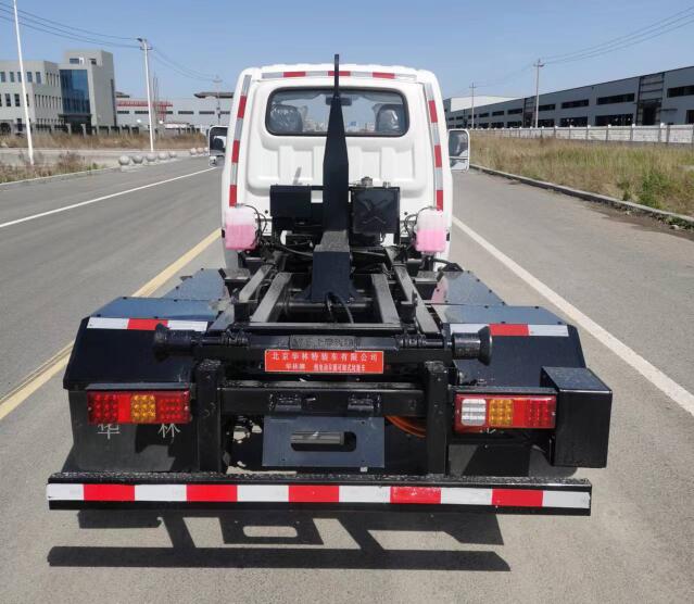 華林牌HLT5041ZXXEV純電動(dòng)車廂可卸式垃圾車公告圖片
