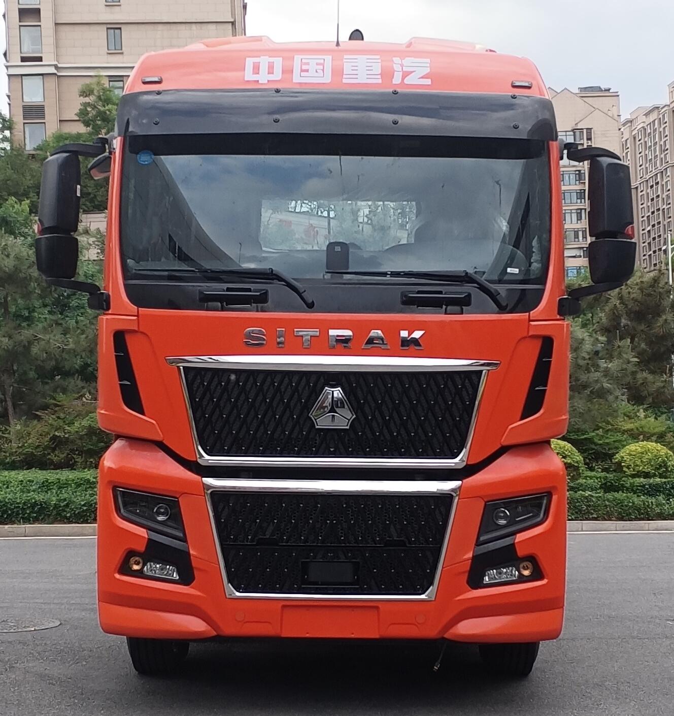 汕德卡牌ZZ4256Y384HZ1FCEV燃料电池牵引汽车公告图片