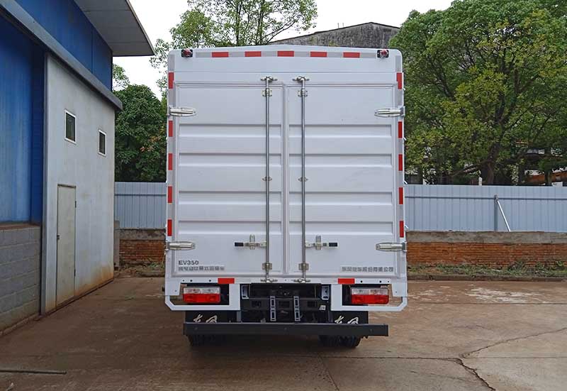 東風(fēng)牌DFA5040CCYEBEV4純電動倉柵式運(yùn)輸車公告圖片