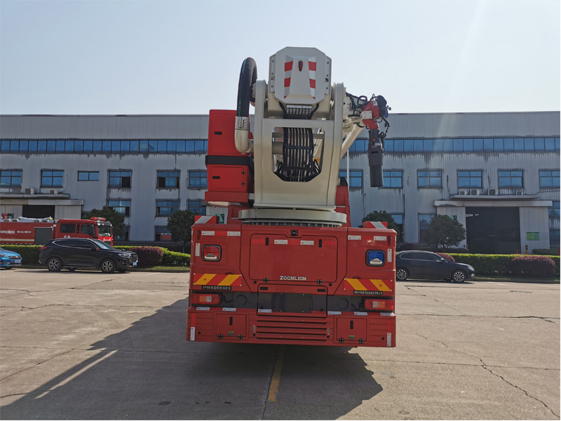 中聯(lián)牌ZLF5423JXFJP60舉高噴射消防車(chē)公告圖片
