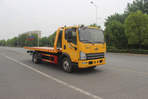 清障车