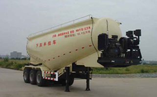 下灰半挂车