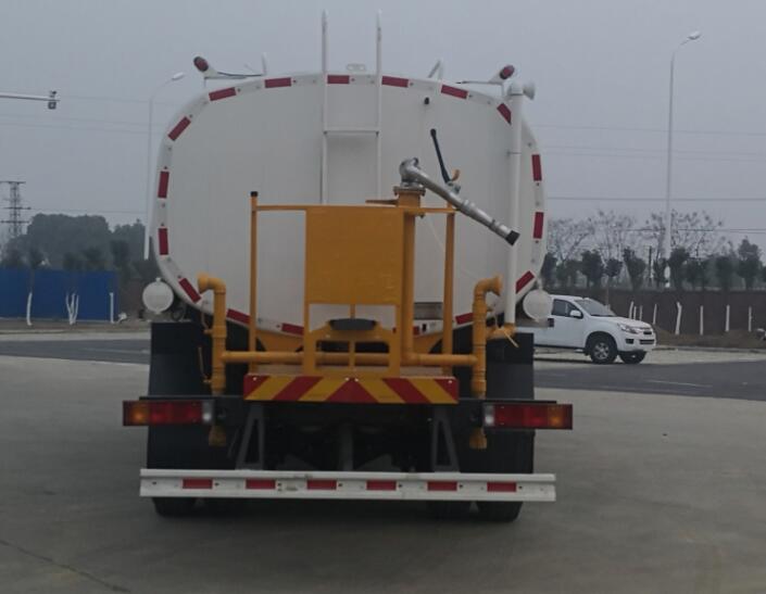 東風(fēng)牌EQ5250GPSL6D綠化噴灑車(chē)公告圖片