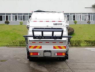 福龍馬牌FLM5120ZYSDF6壓縮式垃圾車公告圖片