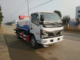 多功能抑尘车