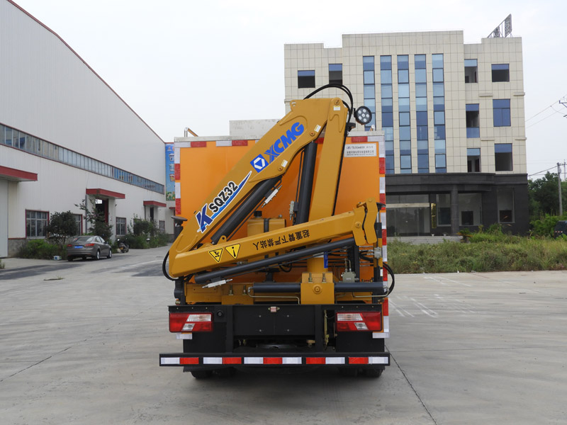 桐工牌TBJ5044XXH救險(xiǎn)車公告圖片