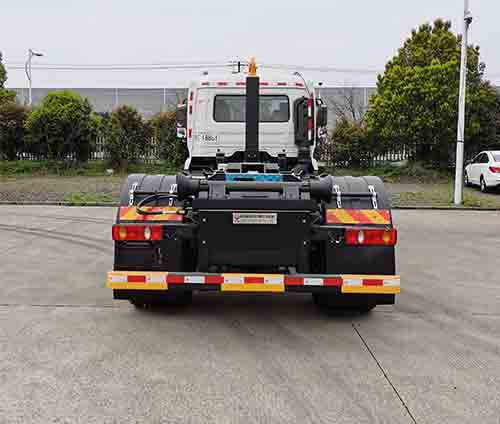 中汽牌ZQZ5189ZXXD6A車廂可卸式垃圾車公告圖片