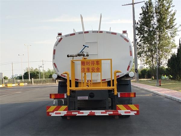 东风牌DFZ5250GPSB6绿化喷洒车公告图片