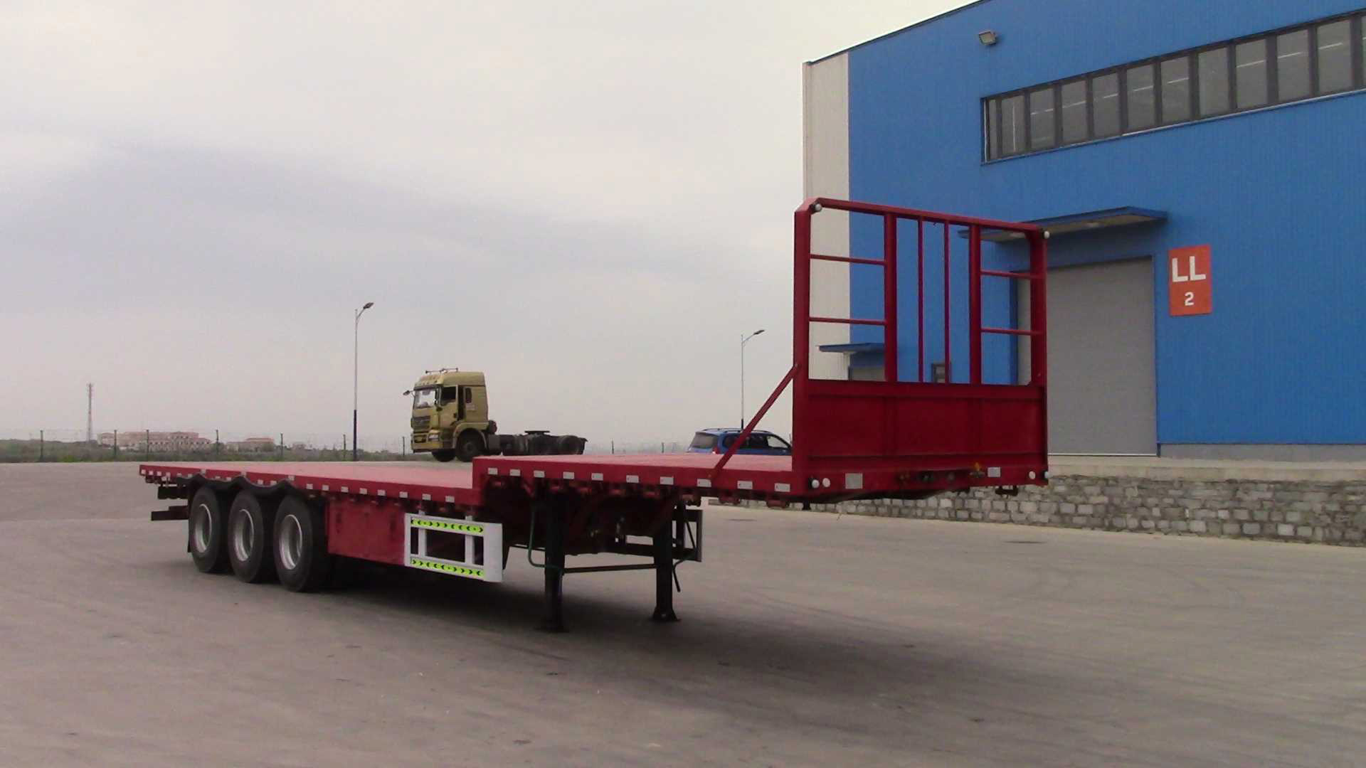 中鱼运驰牌13米34.2吨3轴平板运输半挂车(EYC9400TPBE)