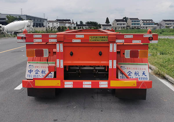 中企航天牌HTM9404TJZ集装箱运输半挂车公告图片
