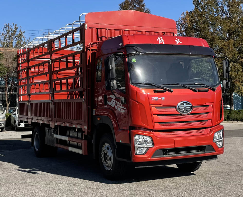 解放牌CA5170CCYP28K2L2E6A80倉柵式運輸車公告圖片