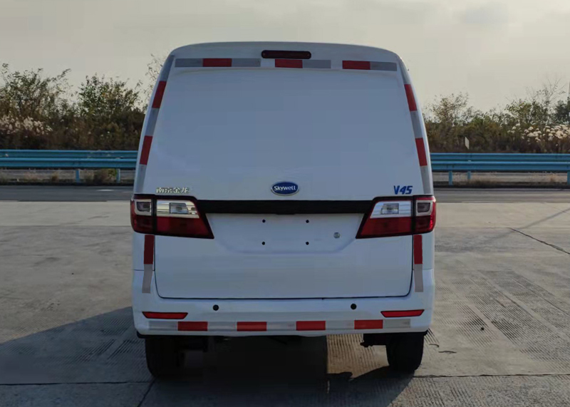 開沃牌NJL5027XXYEV1純電動(dòng)廂式運(yùn)輸車公告圖片